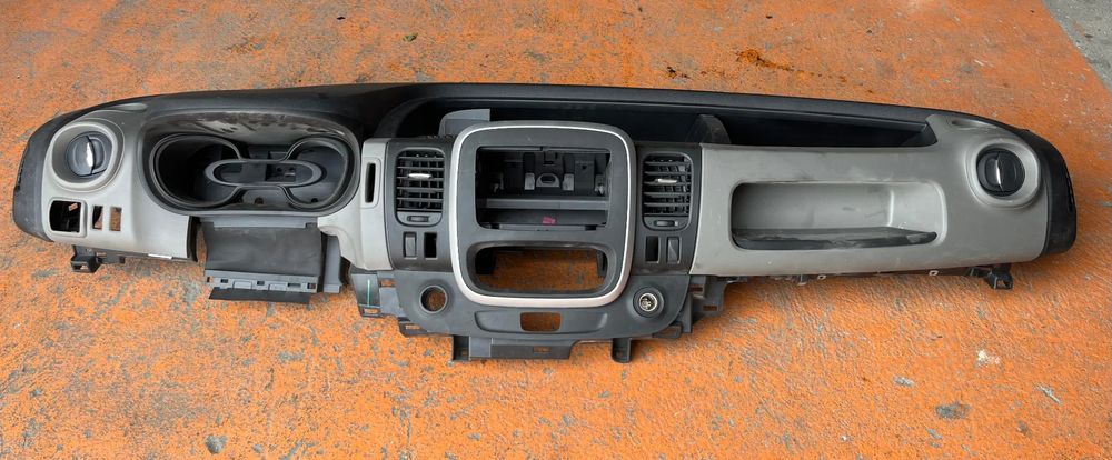 Tablier Renault Trafic III 2017