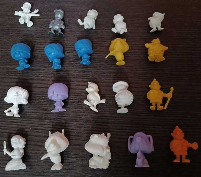 Bonecos Monocromáticos bonecos várias colecções e temas