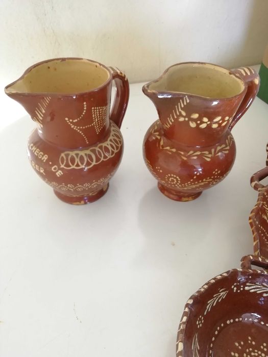 Louça em barro diversa