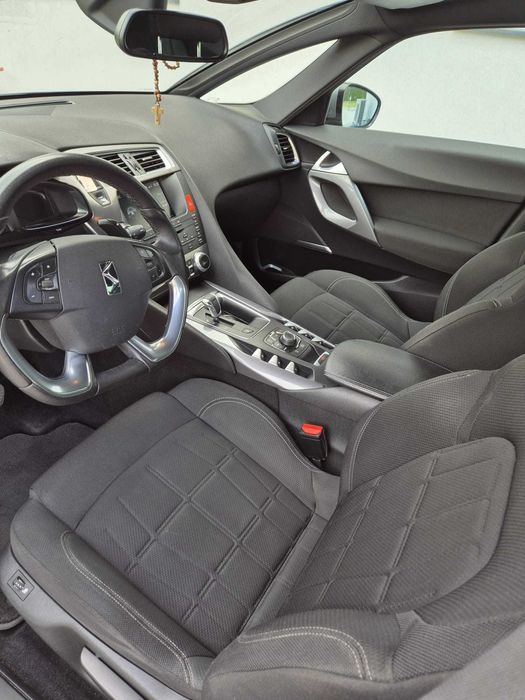 Samochód citroen Ds5