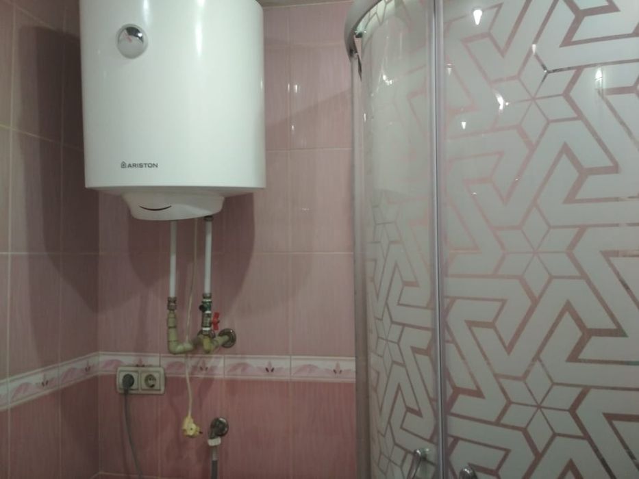 Сучасна квартира в Центрі міста .