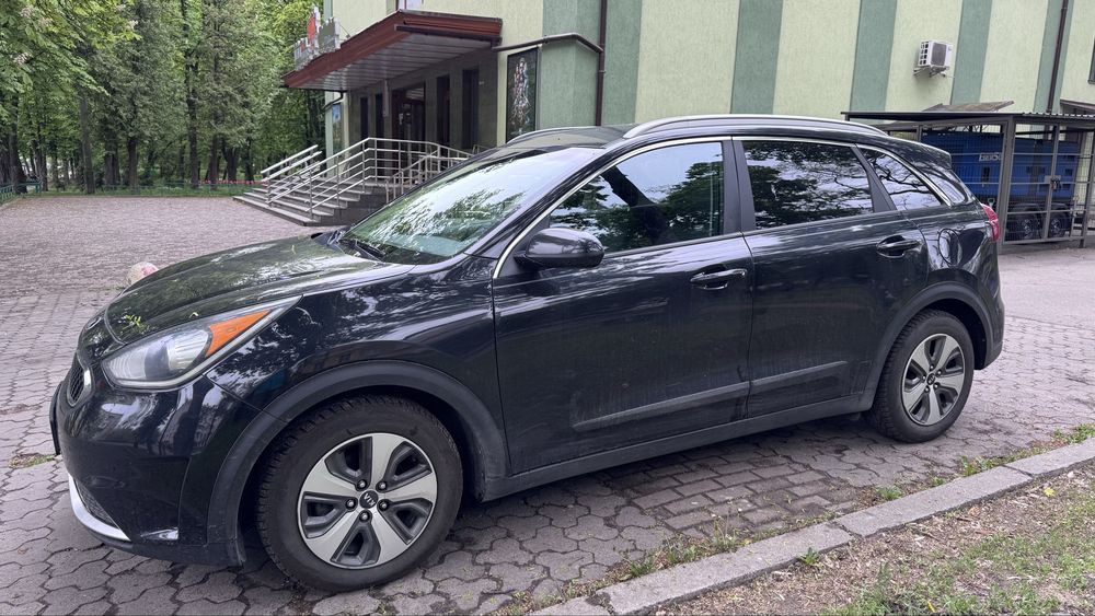 Продам авто Kia Niro