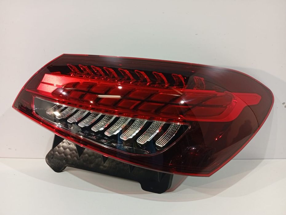 Lampa tylna prawa Mercedes E W213 LCI nowa 18286