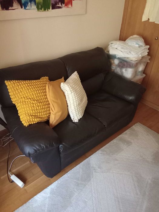 Sofá para quarto ou sala