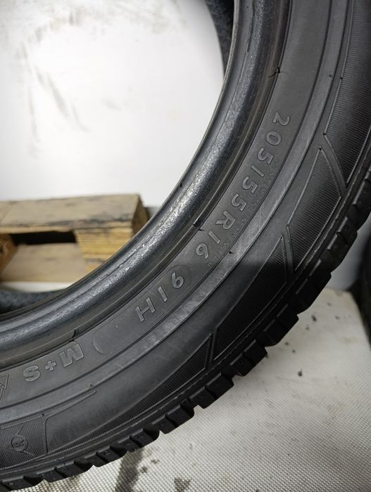 Шини резина 205*55 R16 Dunlop