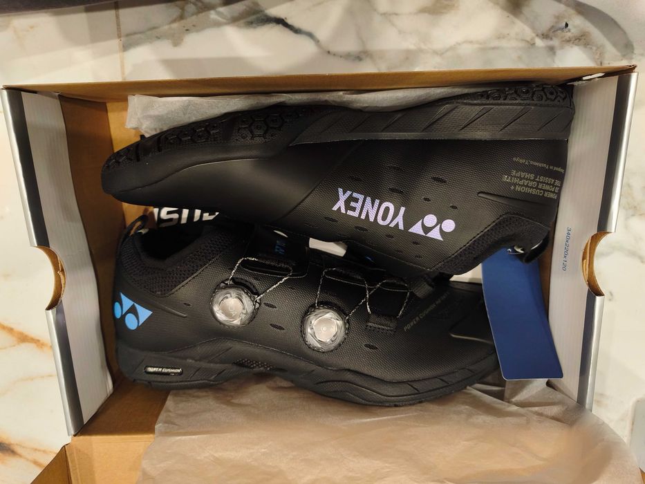 Buty sportowe Yonex Infinity 2 rozm. 45 BOA