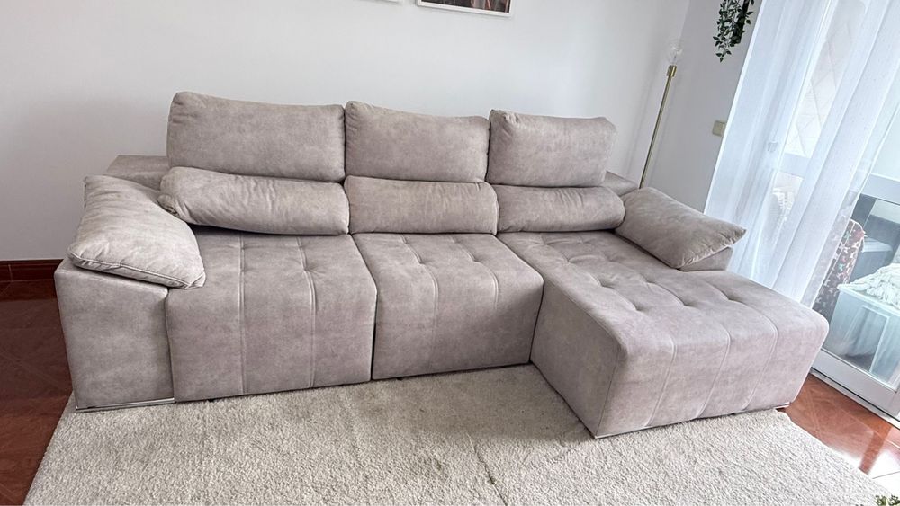 VENDO SOFÁ CAMA COM CHAISE LONG COR CINZA CLARA