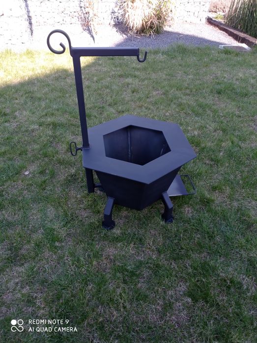 Grill ogrodowy palenisko do palenia drewnem