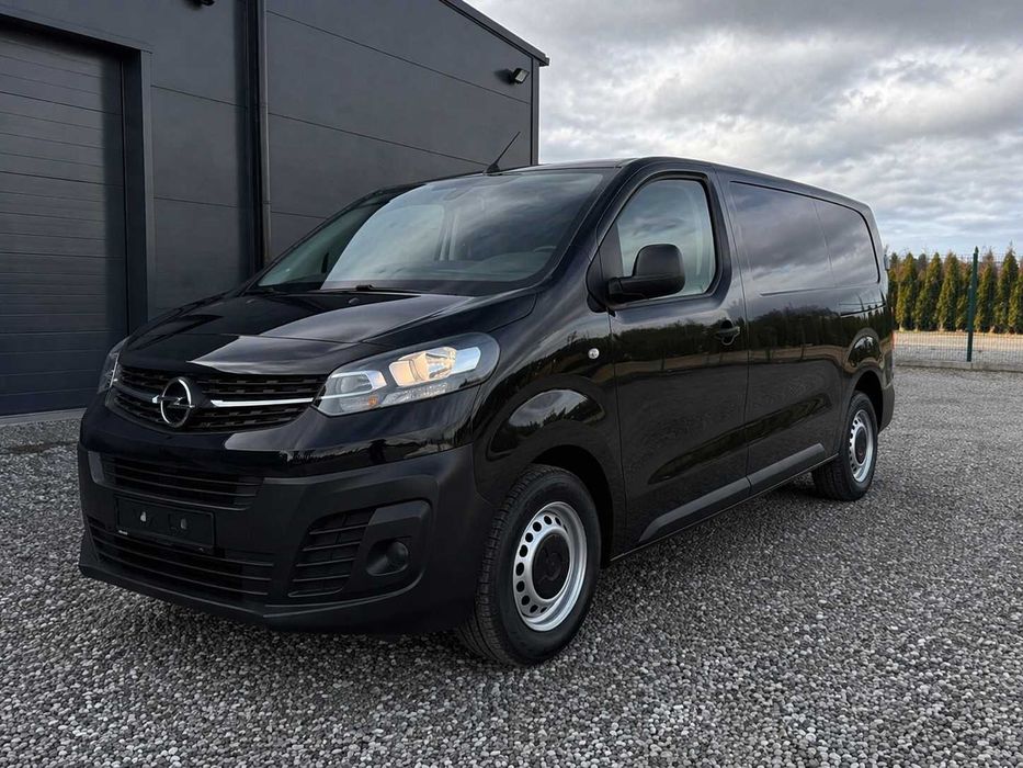 Transport osób busem 9-osobowym – lotnisko / wesele / imprez