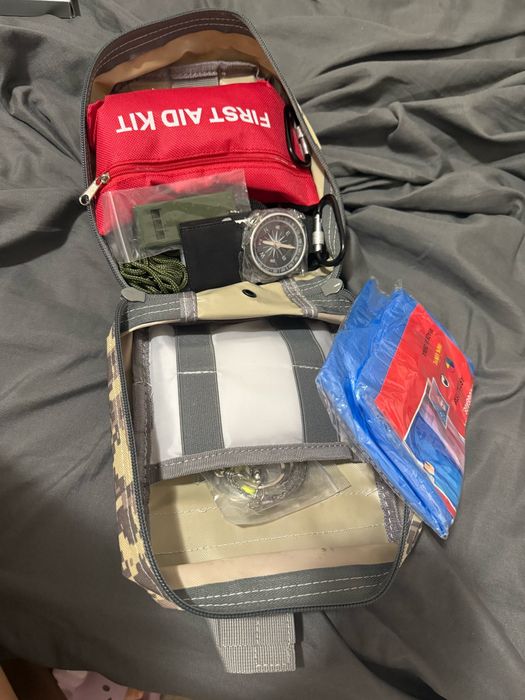Kit de primeiros socorros/sobrevivência(NOVO)