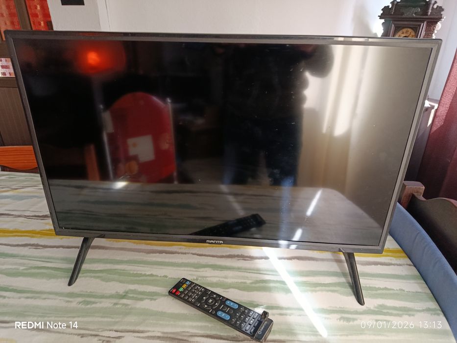 Tv MANTA  de 32 polegadas com avaria
