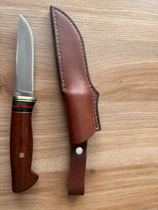 nóż myśliwski turystyczny