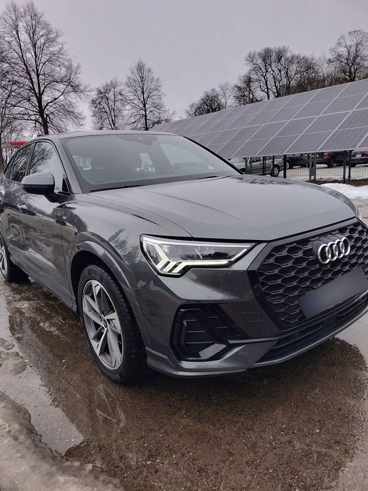 Audi Q3 Sportback Super Stan S-LINE 35TDI!!