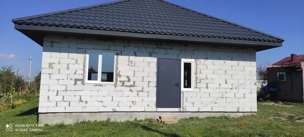 БУДИНОК + ЗЕМЛЯ | ЗА КНИЖКІВЦЯМИ |