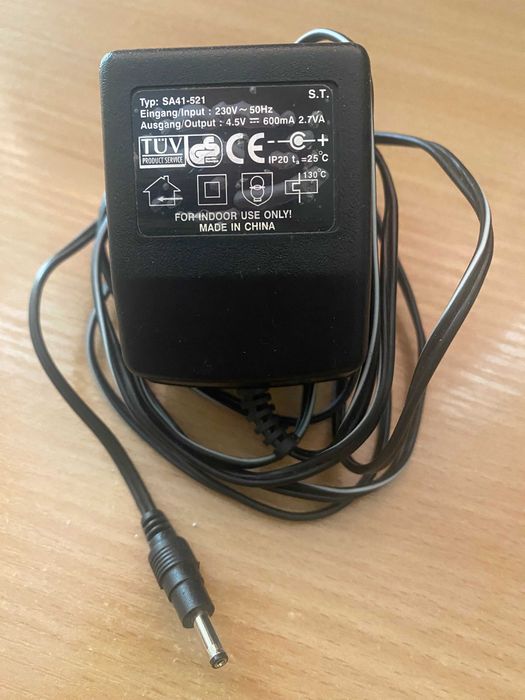 Продам блок питания SA41-521 (4.5V=600mA 2.7VA)