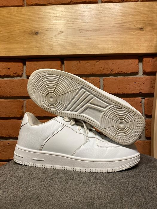 Białe buty UNISEX