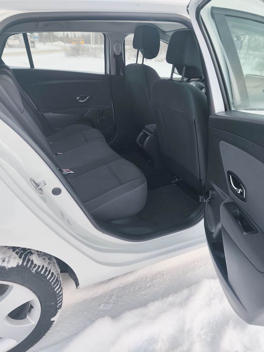 Продам Renault Megane 3 1.6 2012 универсал