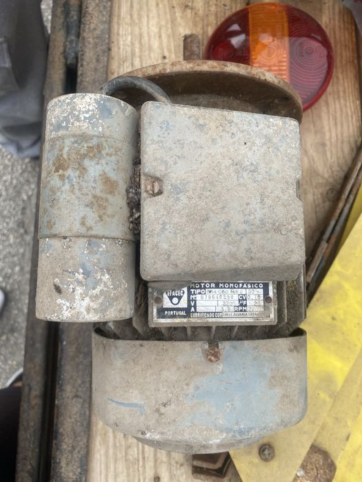Motor monofasico Efacec