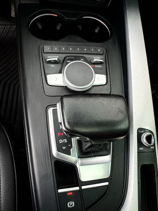 Продам свою Audi A4B9