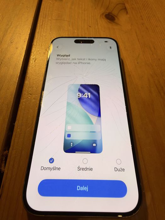 iPhone 15 Pro 128 GB – uszkodzona szybka – 85% baterii – sprawny