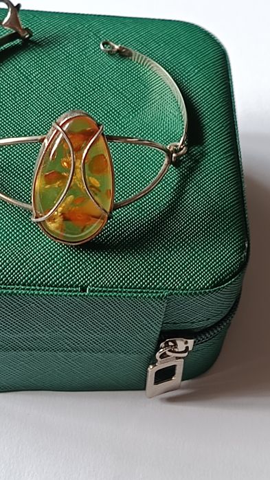 Bransoletka z bursztynem