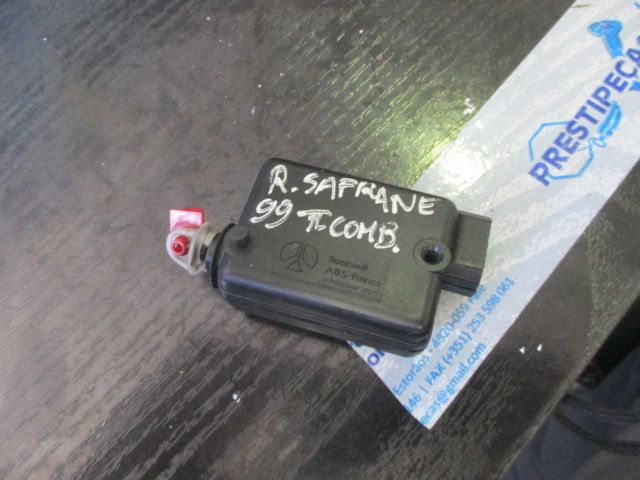 Pistola do depósito de combustível RENAULT Safrane II (B54_)