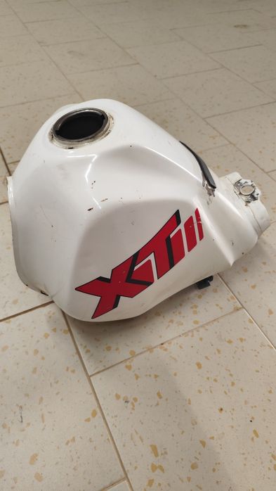 Depósito Yamaha xt 350