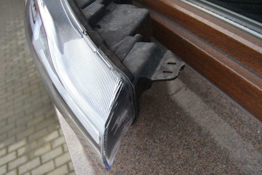Ford Transit Custom 3 full led lampa prawa przednia prawy przód LED