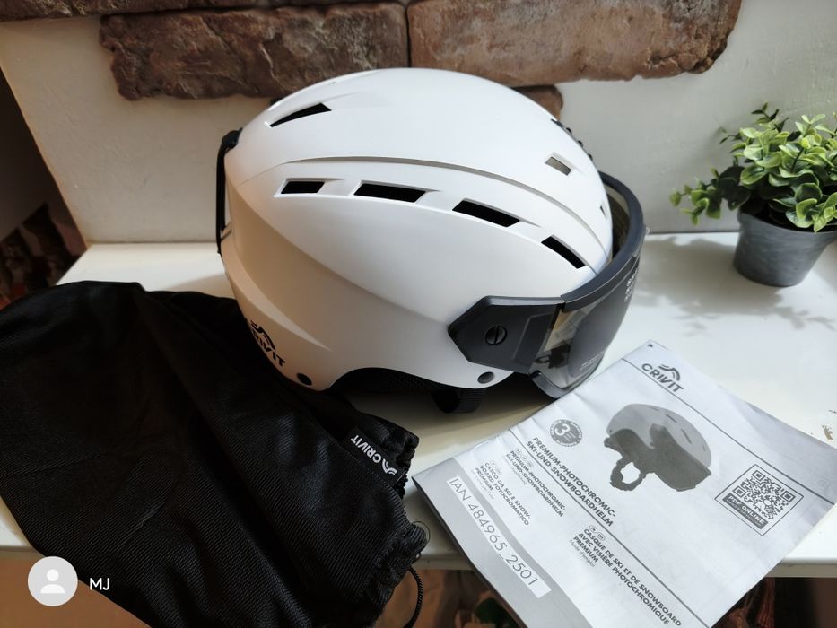 Kask narciarski snowboard
