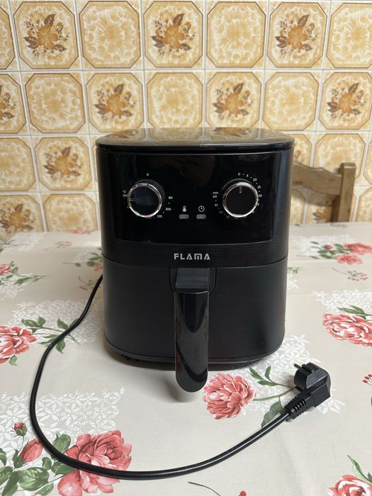 Airfryer preta Flama