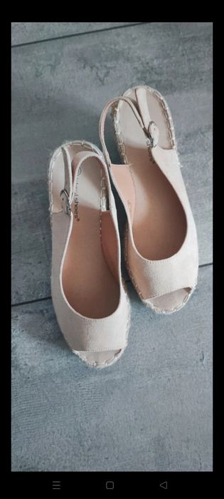 Piękne sandały damskie Ideal Shoes