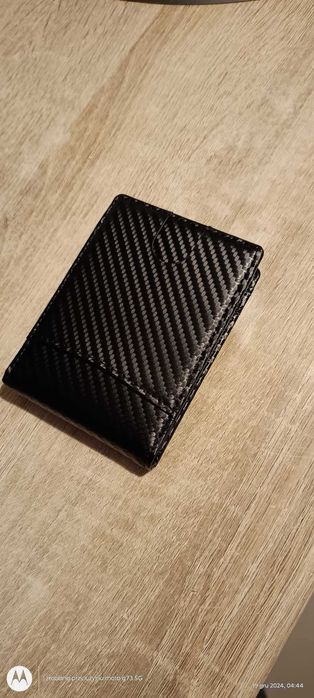 Portfel Karbon - stylowy i wytrzymały