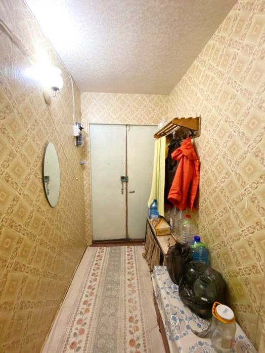 Продаю 2-кімнатну квартиру в Лісках, вул. Є. Логінова.ц6