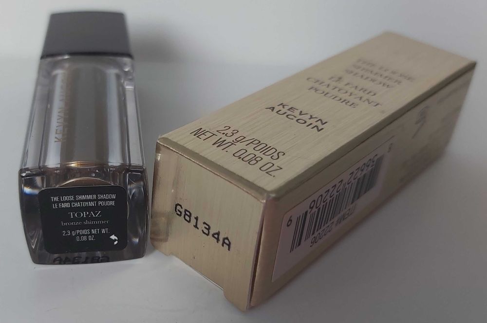 KEVYN AUCOIN cień sypki w aplikatorze z kulką