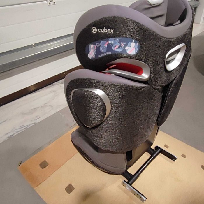 Cadeira auto Cybex z Fix com isofix e todos os acessórios como nova!