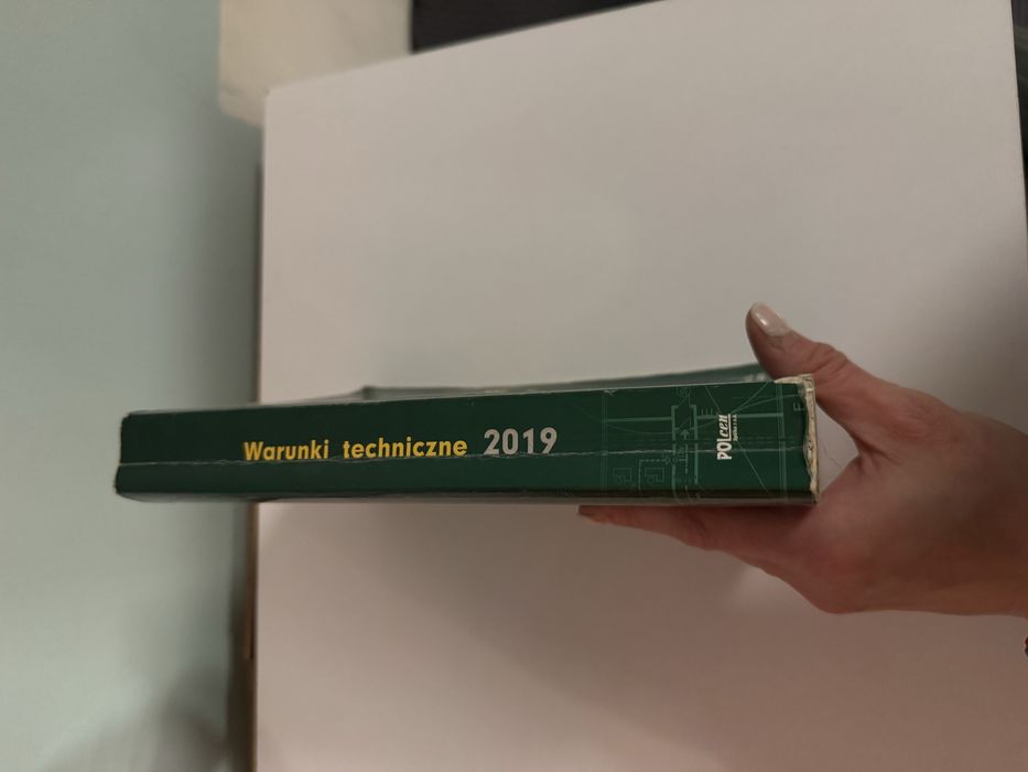 Warunki techniczne jakimi powinny odpowiadac budynki i ich usytuowanie