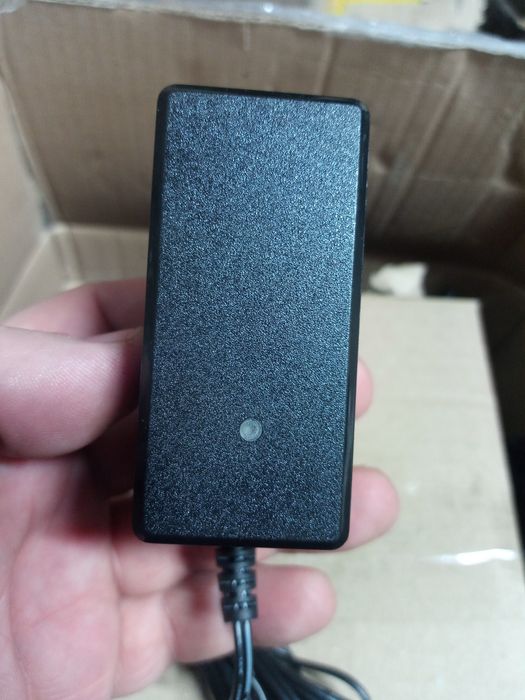 Електрошрот Блок питания оригинал Sagemcom адаптер 12В 12V 2A 24W