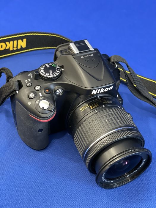 Дзеркальний фотоапарат Nikon D5200