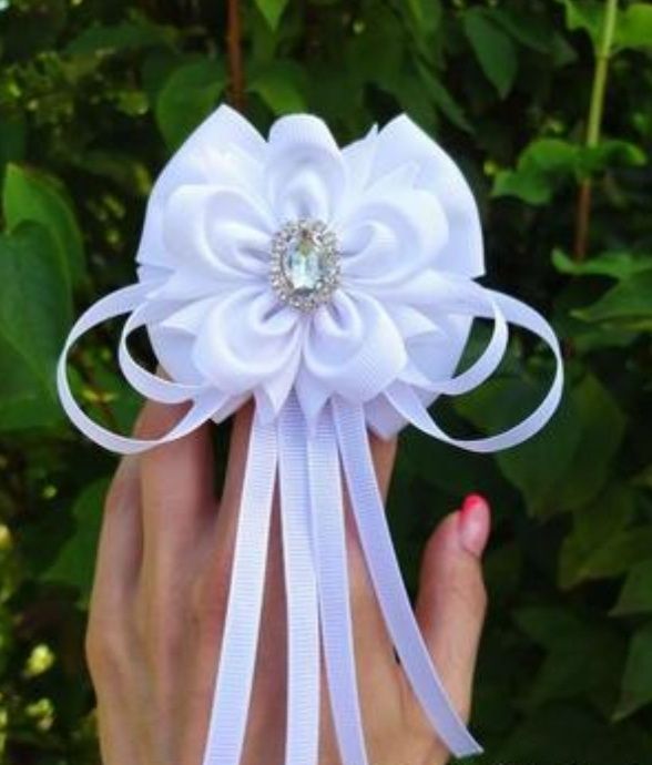 Бантики для дівчат