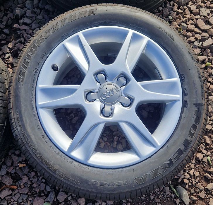 Felga aluminiowa Audi A3 8P 5x112 6,5Jx16 ET50 8P0601.025AM 3szt