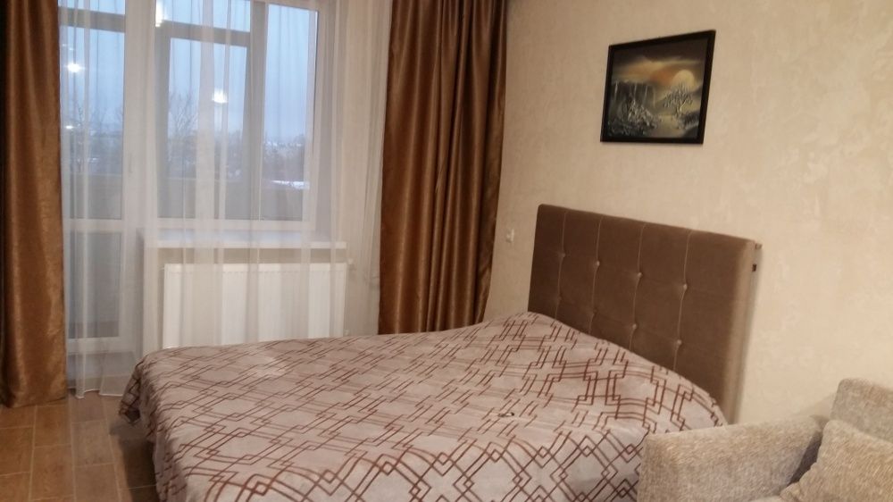 1к.м.Холодная гора посуточно, почасово