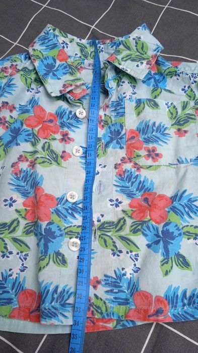 Hawajska koszula niemowlęca w kwiaty z krótkim rękawem roz 74/80