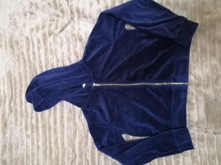 Костюм спортивний на дівчинку140-146