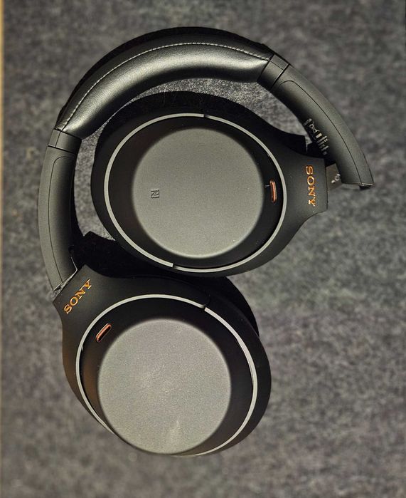 Auscultadores Sony WH-1000XM4 S/ Fios