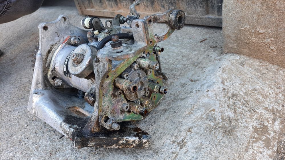 Bomba injetora Lucas