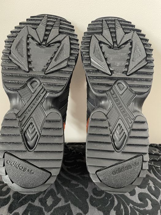 Buty Adidas Yung-96 Trail czarne Torsion 44