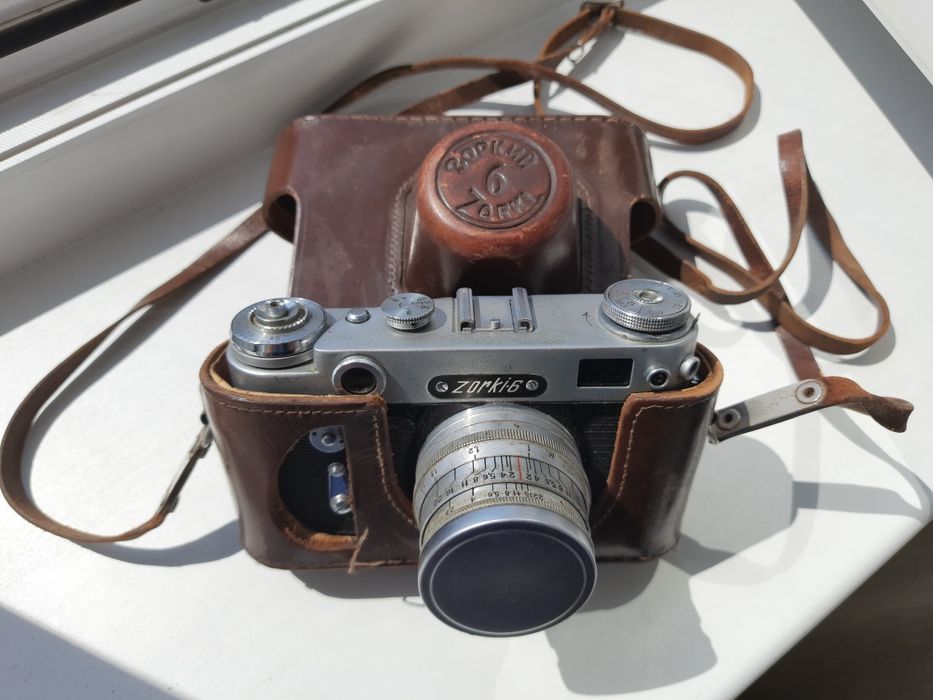 Продам плівкові фотоапарати