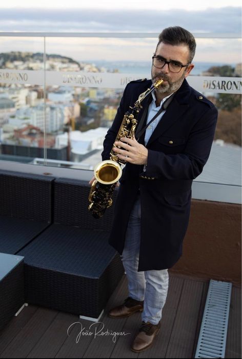 Andre Moises/ Saxofonista / Eventos /surpresa/catering/ aluguer de som