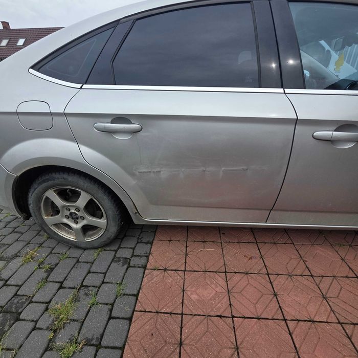 Ford mondeo mk4 samochód