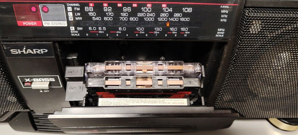 Radiomagnetofon BOOMBOX SHARP  wq-t238h. Po serwisie